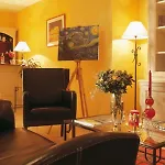 Bohème Hotel