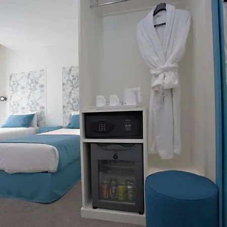 Hotel Boheme