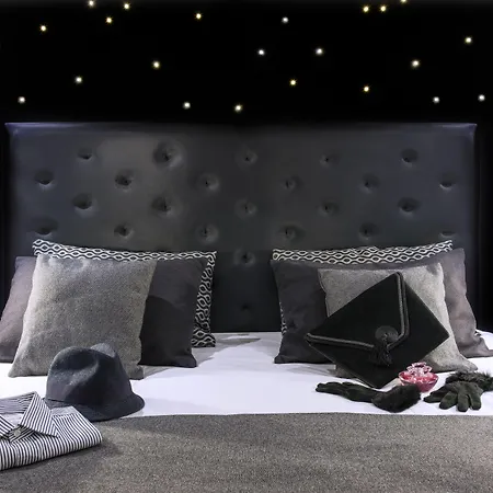 Hotel Boheme