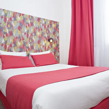 Boheme Hotel