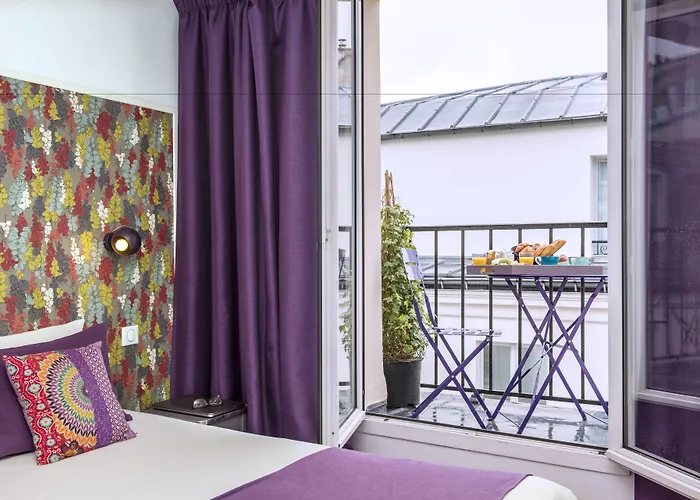 Hotel Boheme 3*